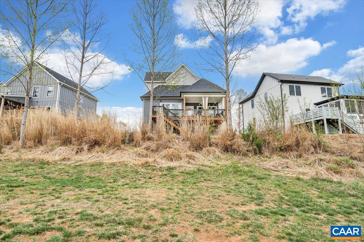 111 RETREAT LN, HUDDLESTON, Virginia 24104, 3 Bedrooms Bedrooms, ,2 BathroomsBathrooms,Residential,For sale,111 RETREAT LN,668071 MLS # 668071