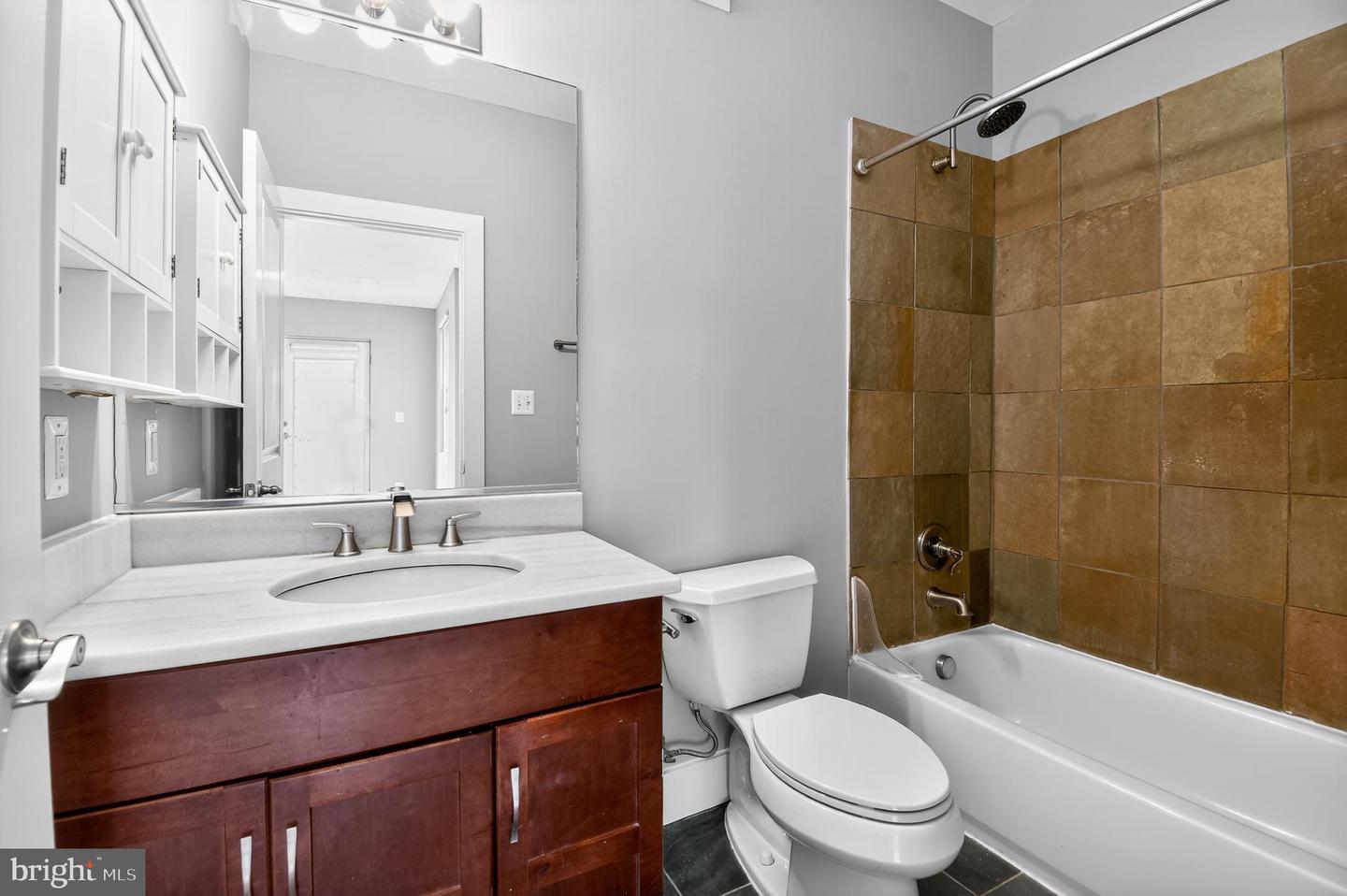 1241 KENYON ST NW #2, WASHINGTON, District Of Columbia 20010, 3 Bedrooms Bedrooms, ,2 BathroomsBathrooms,Residential,For sale,1241 KENYON ST NW #2,DCDC2216168 MLS # DCDC2216168