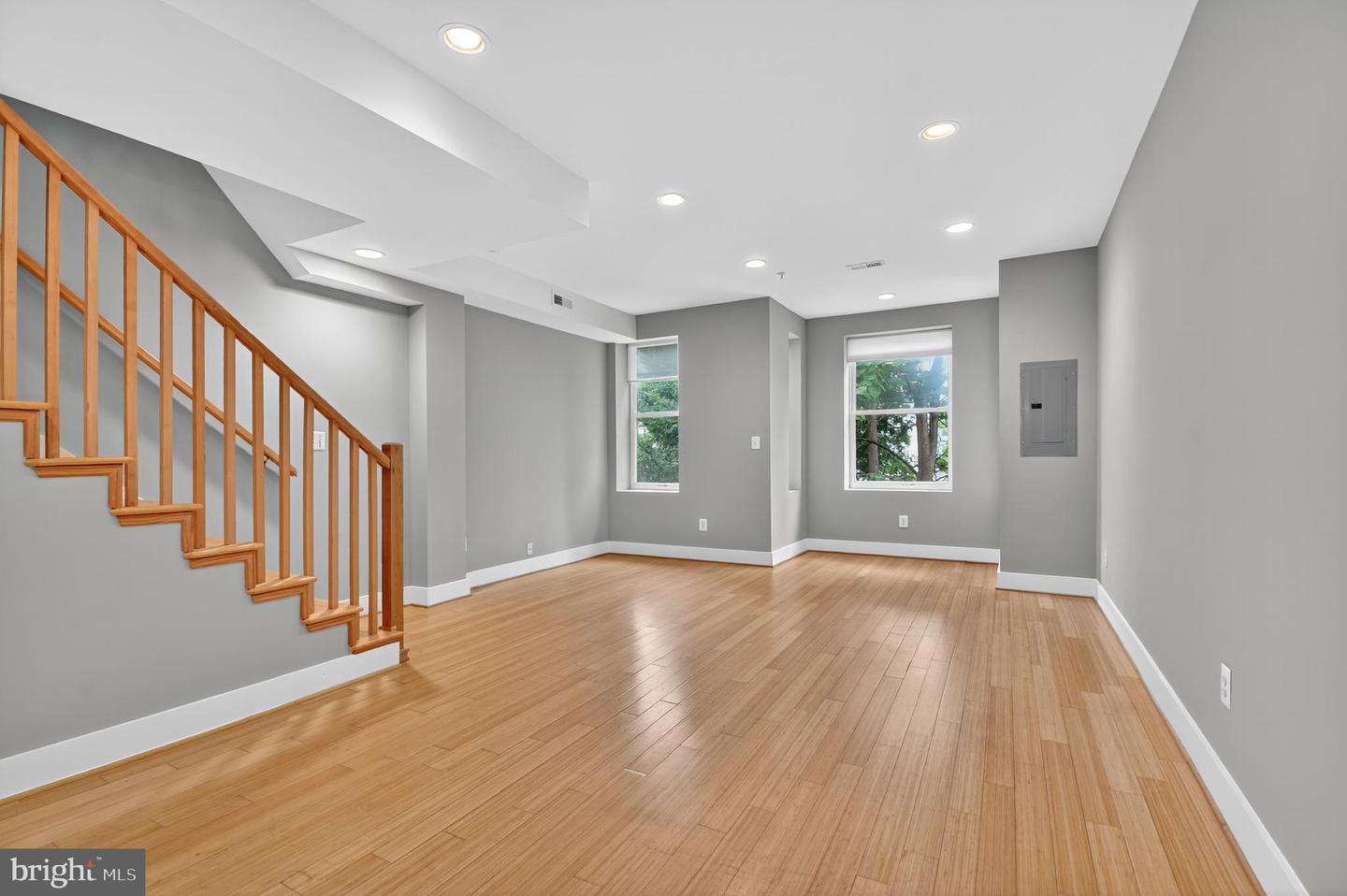 1241 KENYON ST NW #2, WASHINGTON, District Of Columbia 20010, 3 Bedrooms Bedrooms, ,2 BathroomsBathrooms,Residential,For sale,1241 KENYON ST NW #2,DCDC2216168 MLS # DCDC2216168