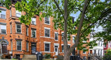 1241 KENYON ST NW #2, WASHINGTON, District Of Columbia 20010, 3 Bedrooms Bedrooms, ,2 BathroomsBathrooms,Residential,For sale,1241 KENYON ST NW #2,DCDC2216168 MLS # DCDC2216168