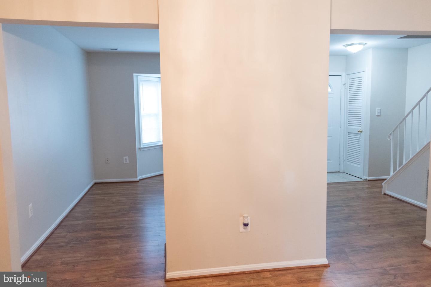 3423 TENDRIL CT, WOODBRIDGE, Virginia 22192, 3 Bedrooms Bedrooms, 10 Rooms Rooms,2 BathroomsBathrooms,Residential,For sale,3423 TENDRIL CT,VAPW2102144 MLS # VAPW2102144