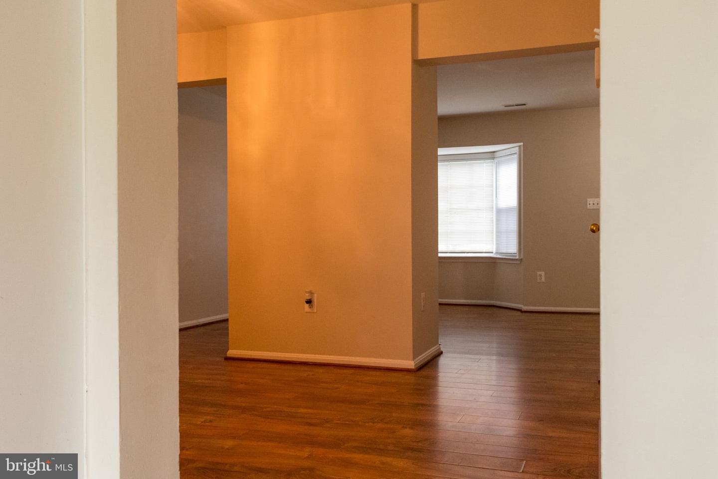 3423 TENDRIL CT, WOODBRIDGE, Virginia 22192, 3 Bedrooms Bedrooms, 10 Rooms Rooms,2 BathroomsBathrooms,Residential,For sale,3423 TENDRIL CT,VAPW2102144 MLS # VAPW2102144
