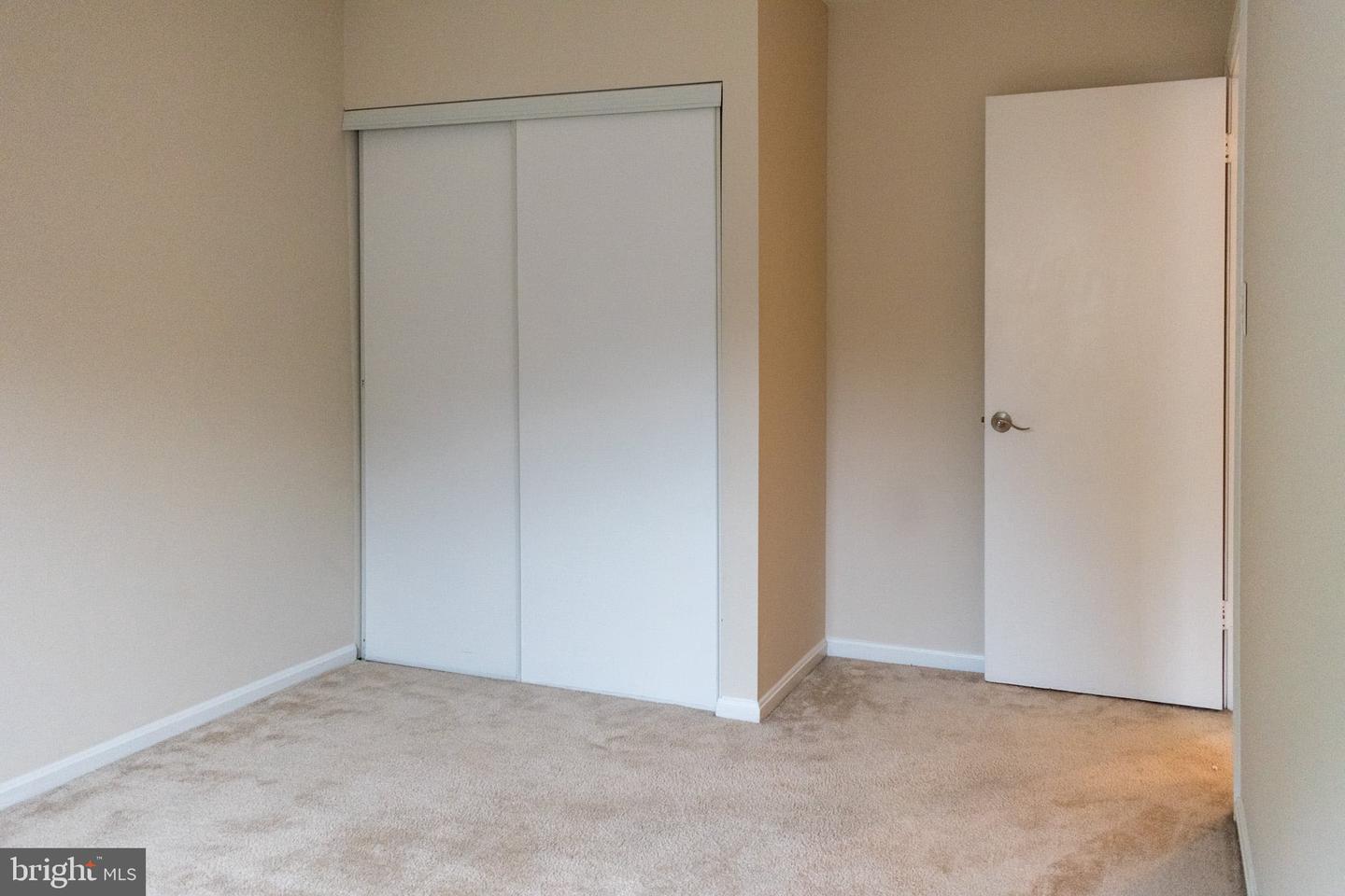 3423 TENDRIL CT, WOODBRIDGE, Virginia 22192, 3 Bedrooms Bedrooms, 10 Rooms Rooms,2 BathroomsBathrooms,Residential,For sale,3423 TENDRIL CT,VAPW2102144 MLS # VAPW2102144