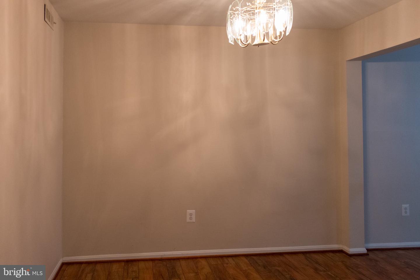 3423 TENDRIL CT, WOODBRIDGE, Virginia 22192, 3 Bedrooms Bedrooms, 10 Rooms Rooms,2 BathroomsBathrooms,Residential,For sale,3423 TENDRIL CT,VAPW2102144 MLS # VAPW2102144