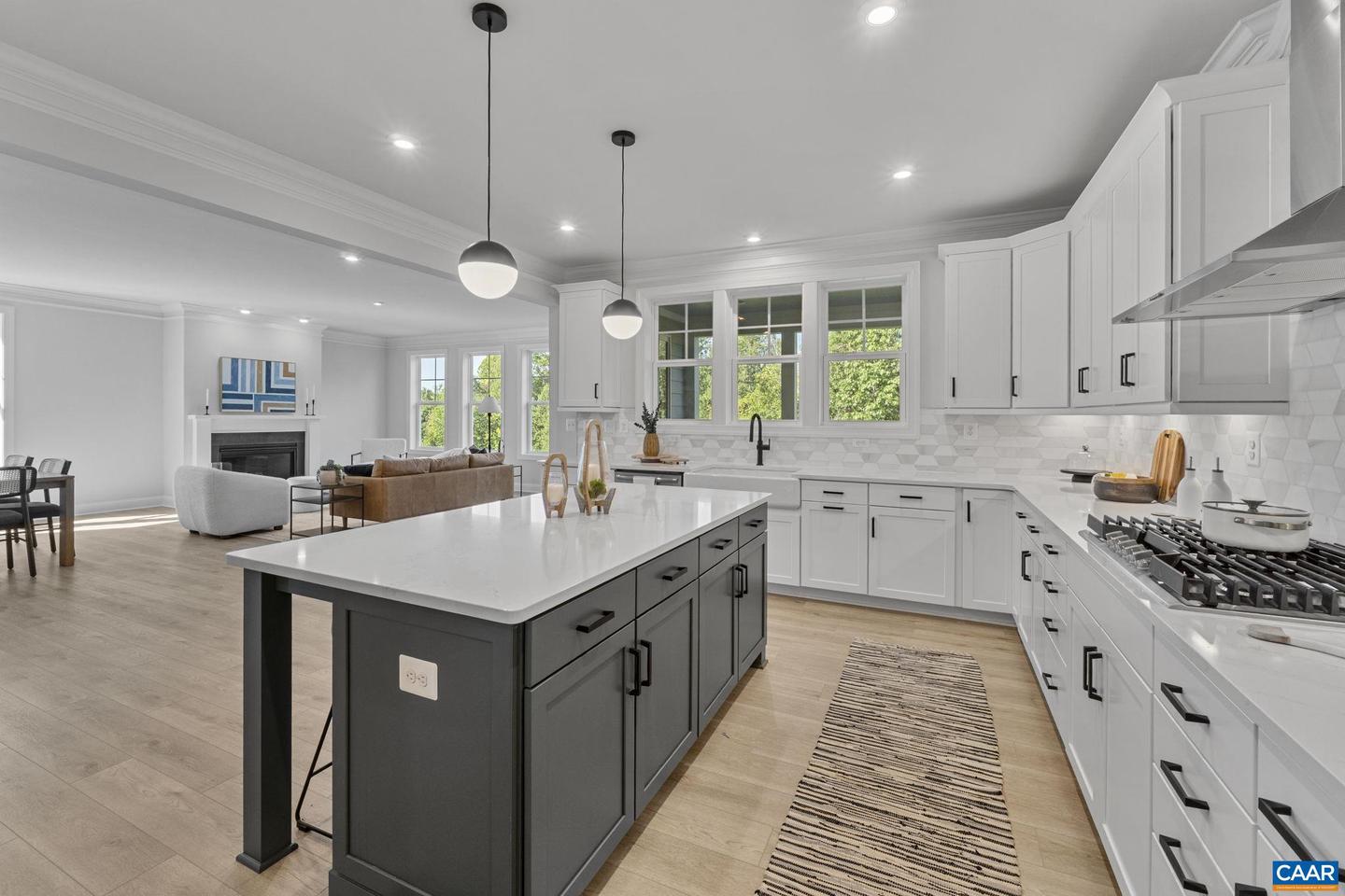10 SABLEWOOD DR, CHARLOTTESVILLE, Virginia 22911, 4 Bedrooms Bedrooms, ,3 BathroomsBathrooms,Residential,For sale,10 SABLEWOOD DR,668079 MLS # 668079