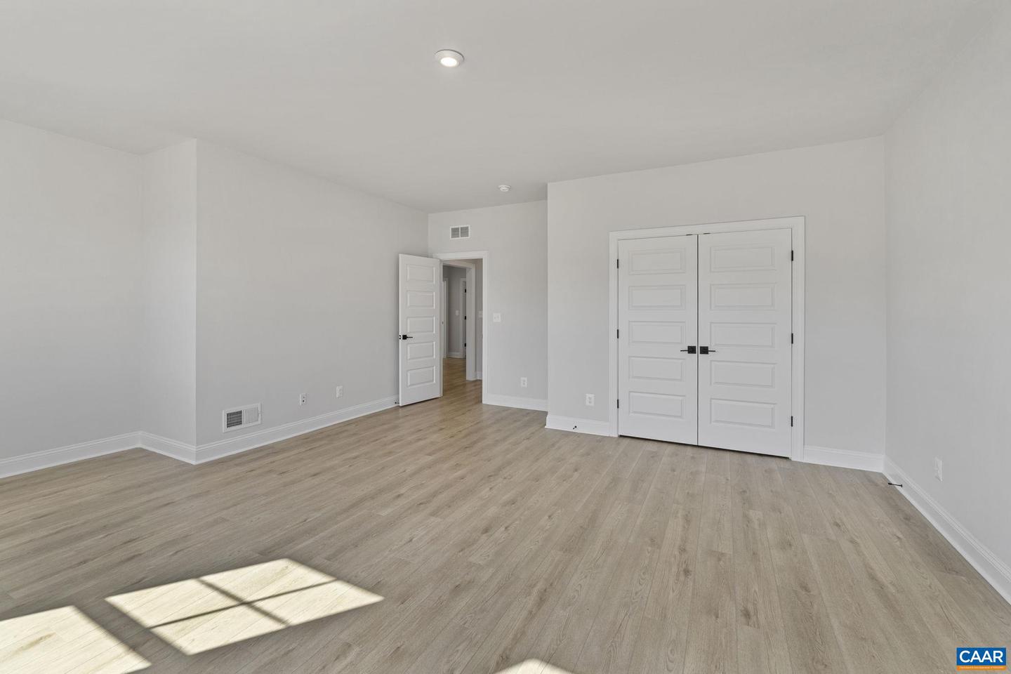 10 SABLEWOOD DR, CHARLOTTESVILLE, Virginia 22911, 4 Bedrooms Bedrooms, ,3 BathroomsBathrooms,Residential,For sale,10 SABLEWOOD DR,668079 MLS # 668079