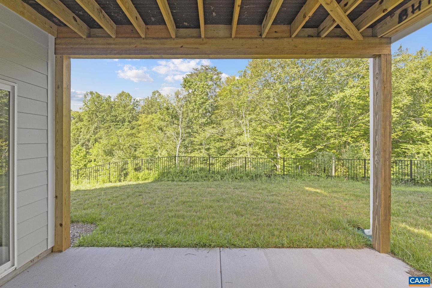 10 SABLEWOOD DR, CHARLOTTESVILLE, Virginia 22911, 4 Bedrooms Bedrooms, ,3 BathroomsBathrooms,Residential,For sale,10 SABLEWOOD DR,668079 MLS # 668079