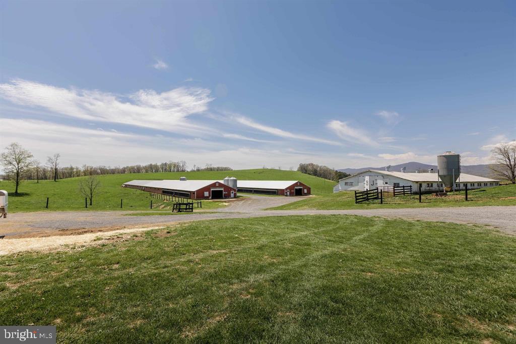 344 FREEMASON RUN RD, MOUNT SOLON, Virginia 22843, 5 Bedrooms Bedrooms, ,1 BathroomBathrooms,Farm,For sale,344 FREEMASON RUN RD,VAAG2002648 MLS # VAAG2002648