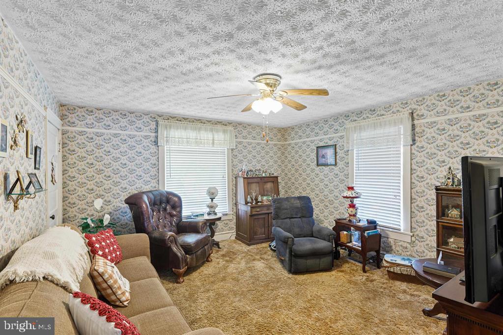 344 FREEMASON RUN RD, MOUNT SOLON, Virginia 22843, 5 Bedrooms Bedrooms, ,1 BathroomBathrooms,Farm,For sale,344 FREEMASON RUN RD,VAAG2002648 MLS # VAAG2002648