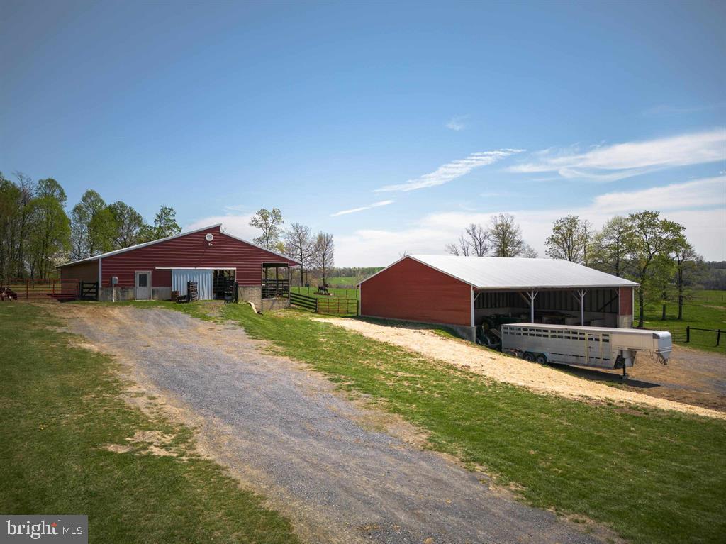 344 FREEMASON RUN RD, MOUNT SOLON, Virginia 22843, 5 Bedrooms Bedrooms, ,1 BathroomBathrooms,Farm,For sale,344 FREEMASON RUN RD,VAAG2002648 MLS # VAAG2002648