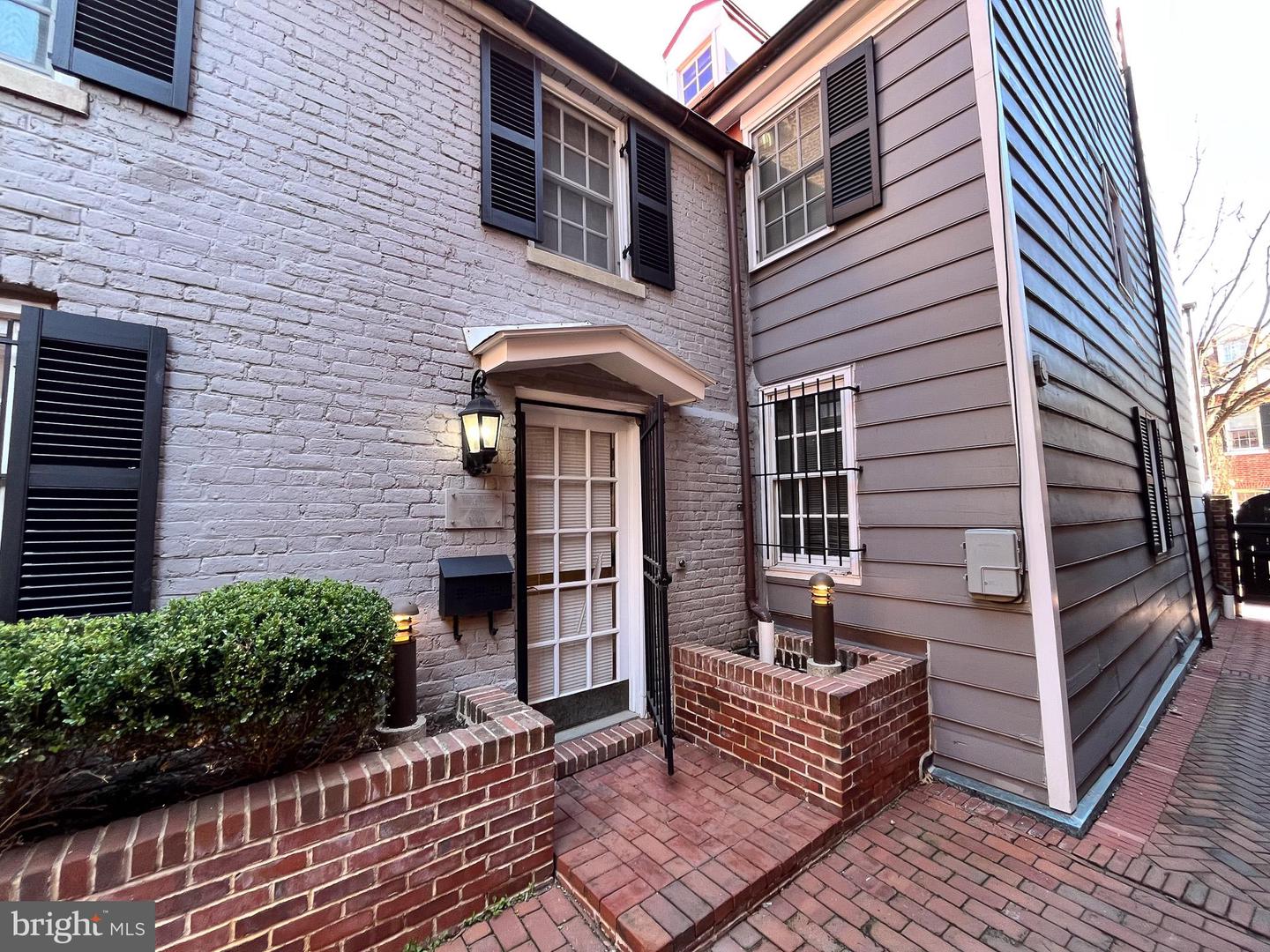 1072 THOMAS JEFFERSON ST NW, WASHINGTON, District Of Columbia 20007, 11 Bedrooms Bedrooms, ,10 BathroomsBathrooms,Residential,For sale,1072 THOMAS JEFFERSON ST NW,DCDC2186938 MLS # DCDC2186938