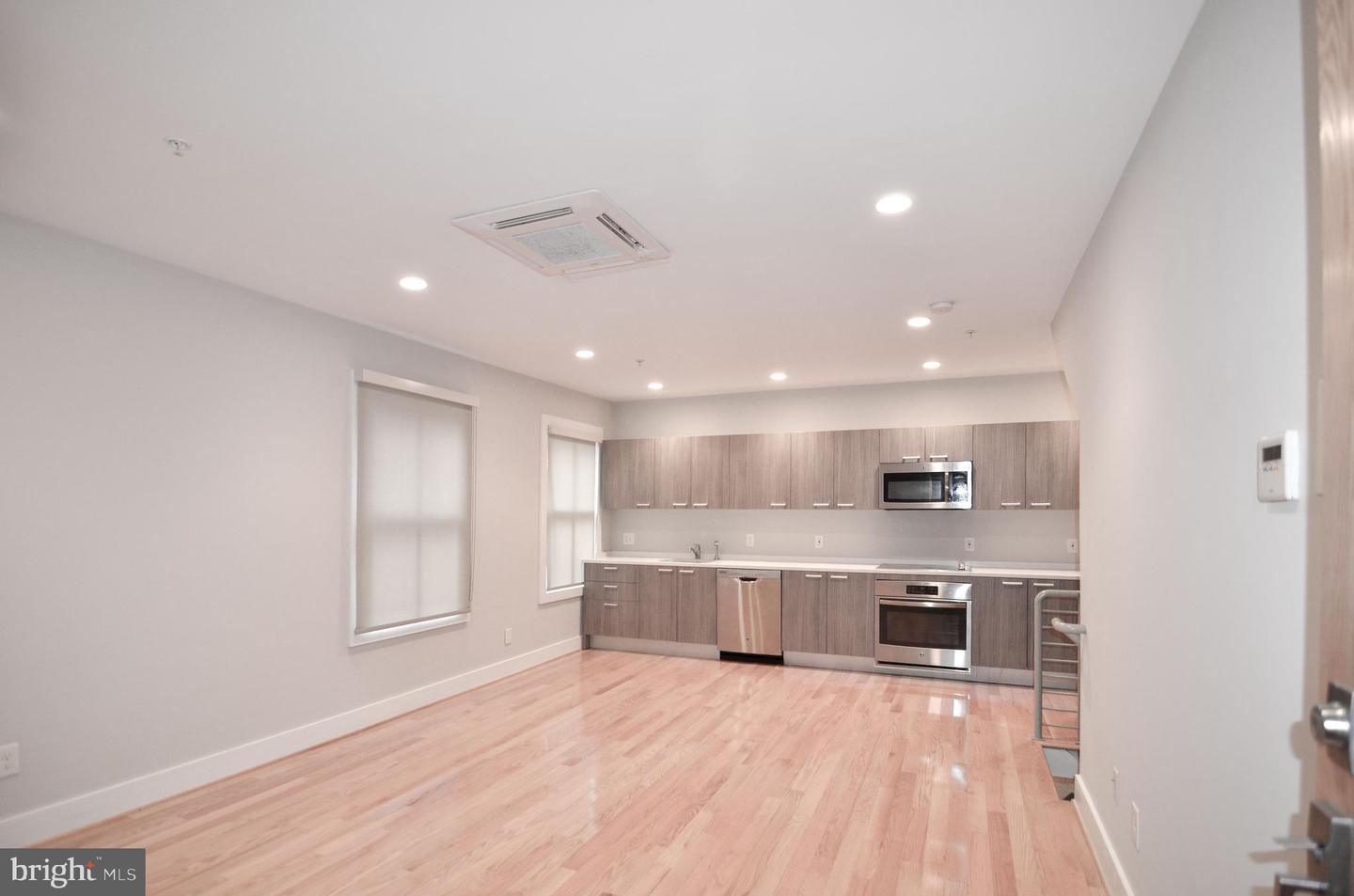 1072 THOMAS JEFFERSON ST NW, WASHINGTON, District Of Columbia 20007, 11 Bedrooms Bedrooms, ,10 BathroomsBathrooms,Residential,For sale,1072 THOMAS JEFFERSON ST NW,DCDC2186938 MLS # DCDC2186938