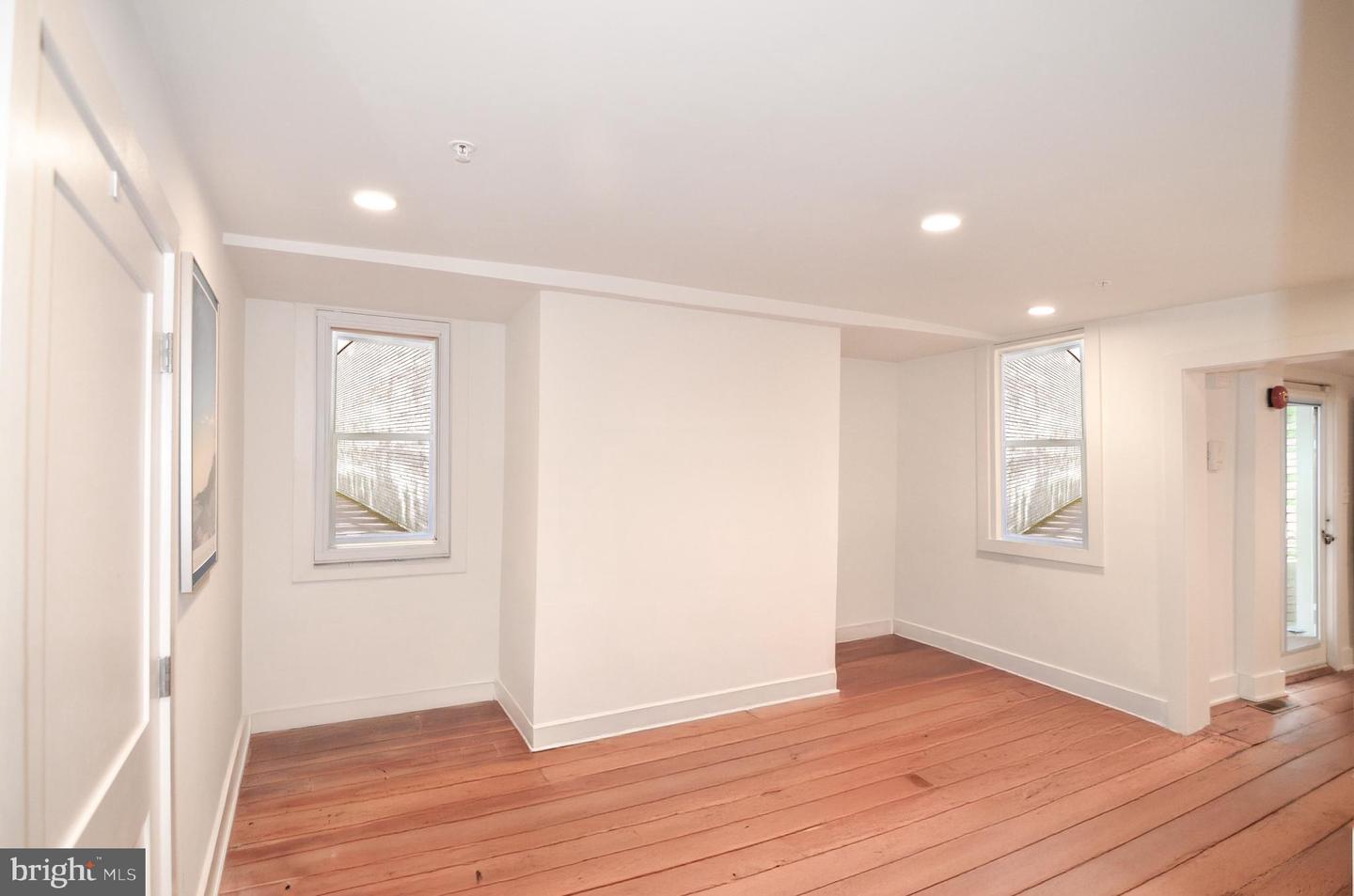 1072 THOMAS JEFFERSON ST NW, WASHINGTON, District Of Columbia 20007, 11 Bedrooms Bedrooms, ,10 BathroomsBathrooms,Residential,For sale,1072 THOMAS JEFFERSON ST NW,DCDC2186938 MLS # DCDC2186938