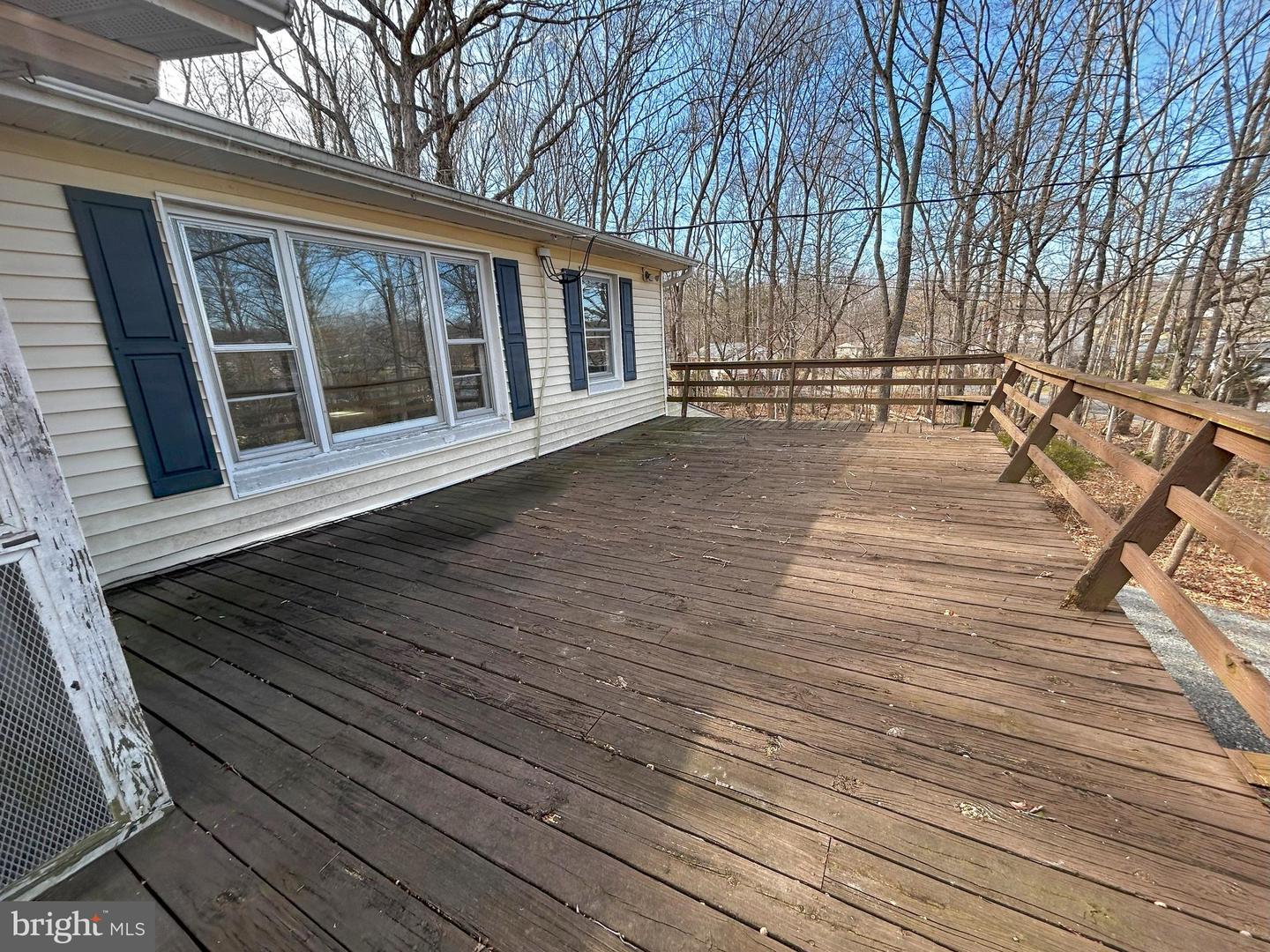 1843 S LAKESHORE DR, LOUISA, Virginia 23093, 2 Bedrooms Bedrooms, ,1 BathroomBathrooms,Residential,For sale,1843 S LAKESHORE DR,VALA2007536 MLS # VALA2007536