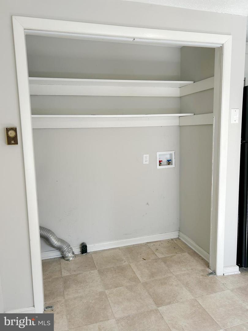 1843 S LAKESHORE DR, LOUISA, Virginia 23093, 2 Bedrooms Bedrooms, ,1 BathroomBathrooms,Residential,For sale,1843 S LAKESHORE DR,VALA2007536 MLS # VALA2007536