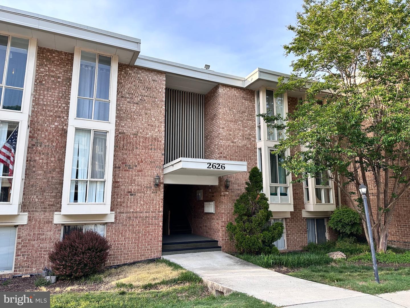 2626 FORT FARNSWORTH RD #200 (2B), ALEXANDRIA, Virginia 22303, 2 Bedrooms Bedrooms, ,1 BathroomBathrooms,Residential,For sale,2626 FORT FARNSWORTH RD #200 (2B),VAFX2233826 MLS # VAFX2233826