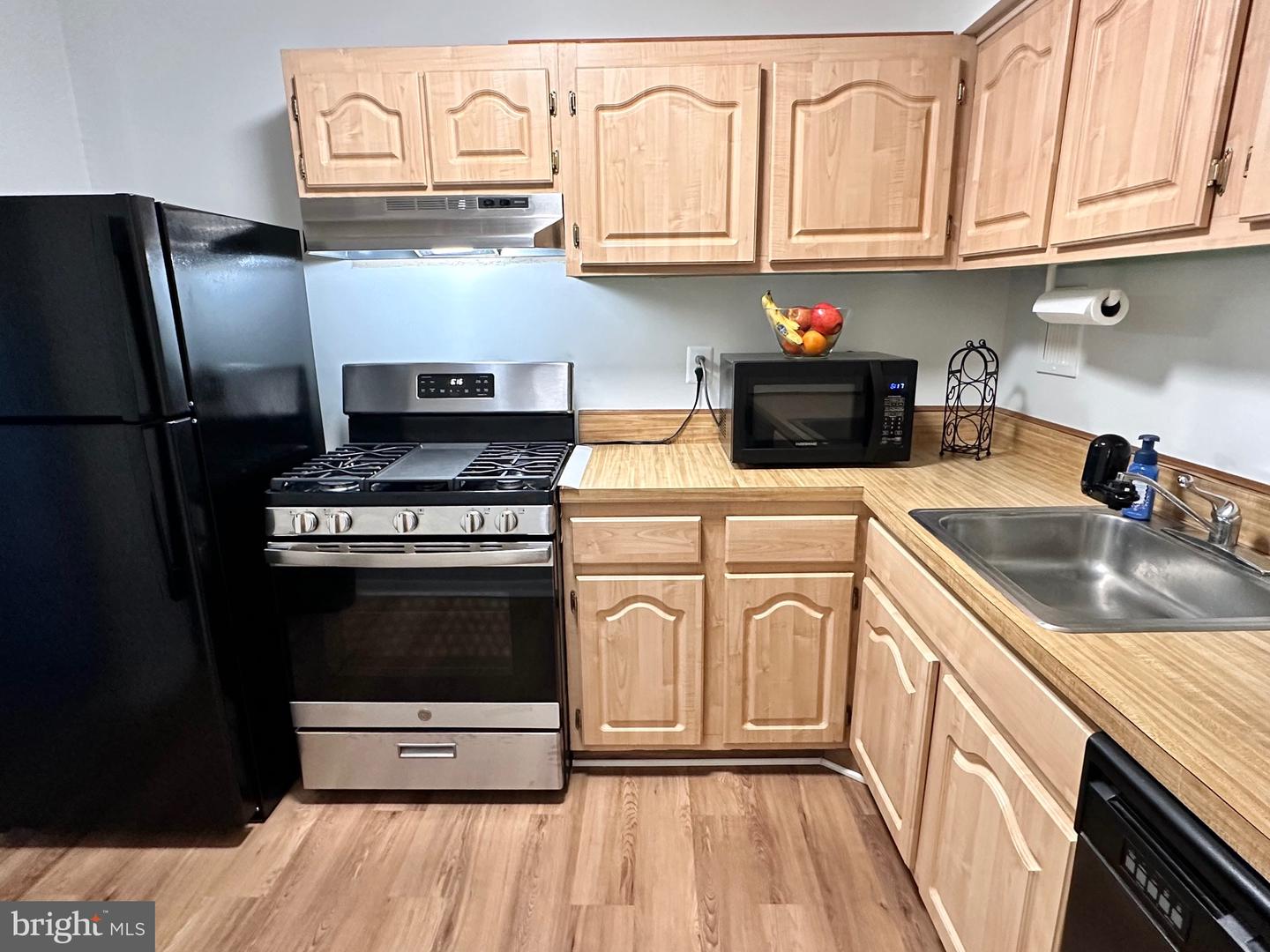 2626 FORT FARNSWORTH RD #200 (2B), ALEXANDRIA, Virginia 22303, 2 Bedrooms Bedrooms, ,1 BathroomBathrooms,Residential,For sale,2626 FORT FARNSWORTH RD #200 (2B),VAFX2233826 MLS # VAFX2233826