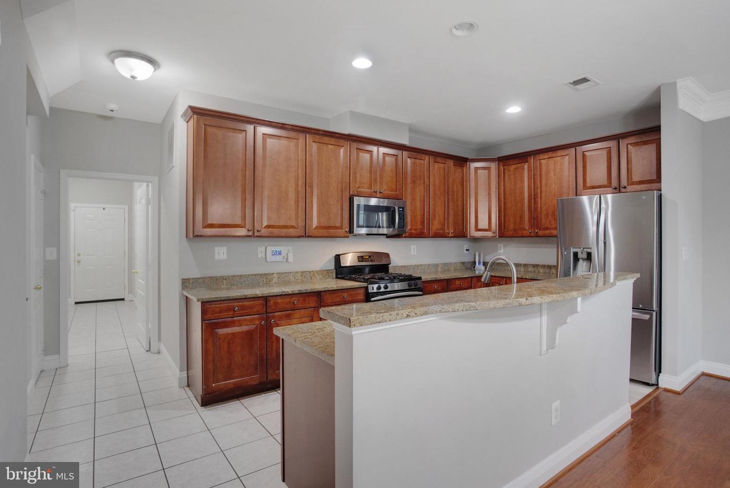 16462 KENNEWEG CT, WOODBRIDGE, Virginia 22191, 3 Bedrooms Bedrooms, ,3 BathroomsBathrooms,Residential,For sale,16462 KENNEWEG CT,VAPW2092684 MLS # VAPW2092684