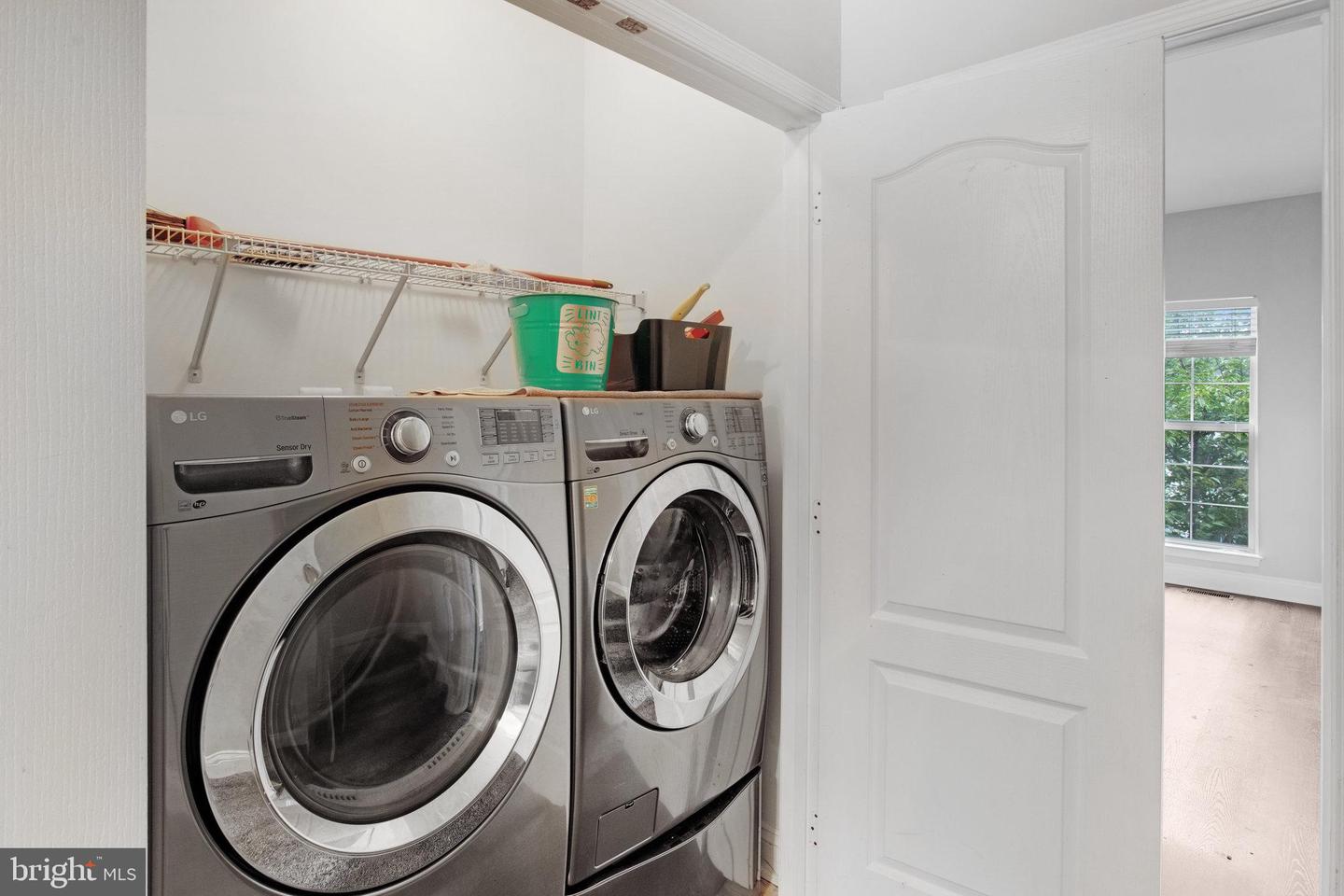 16462 KENNEWEG CT, WOODBRIDGE, Virginia 22191, 3 Bedrooms Bedrooms, ,3 BathroomsBathrooms,Residential,For sale,16462 KENNEWEG CT,VAPW2092684 MLS # VAPW2092684