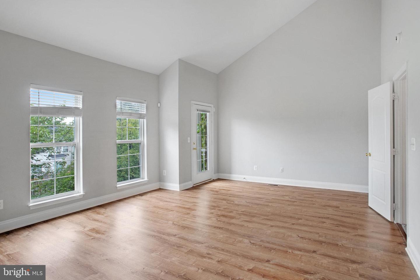 16462 KENNEWEG CT, WOODBRIDGE, Virginia 22191, 3 Bedrooms Bedrooms, ,3 BathroomsBathrooms,Residential,For sale,16462 KENNEWEG CT,VAPW2092684 MLS # VAPW2092684