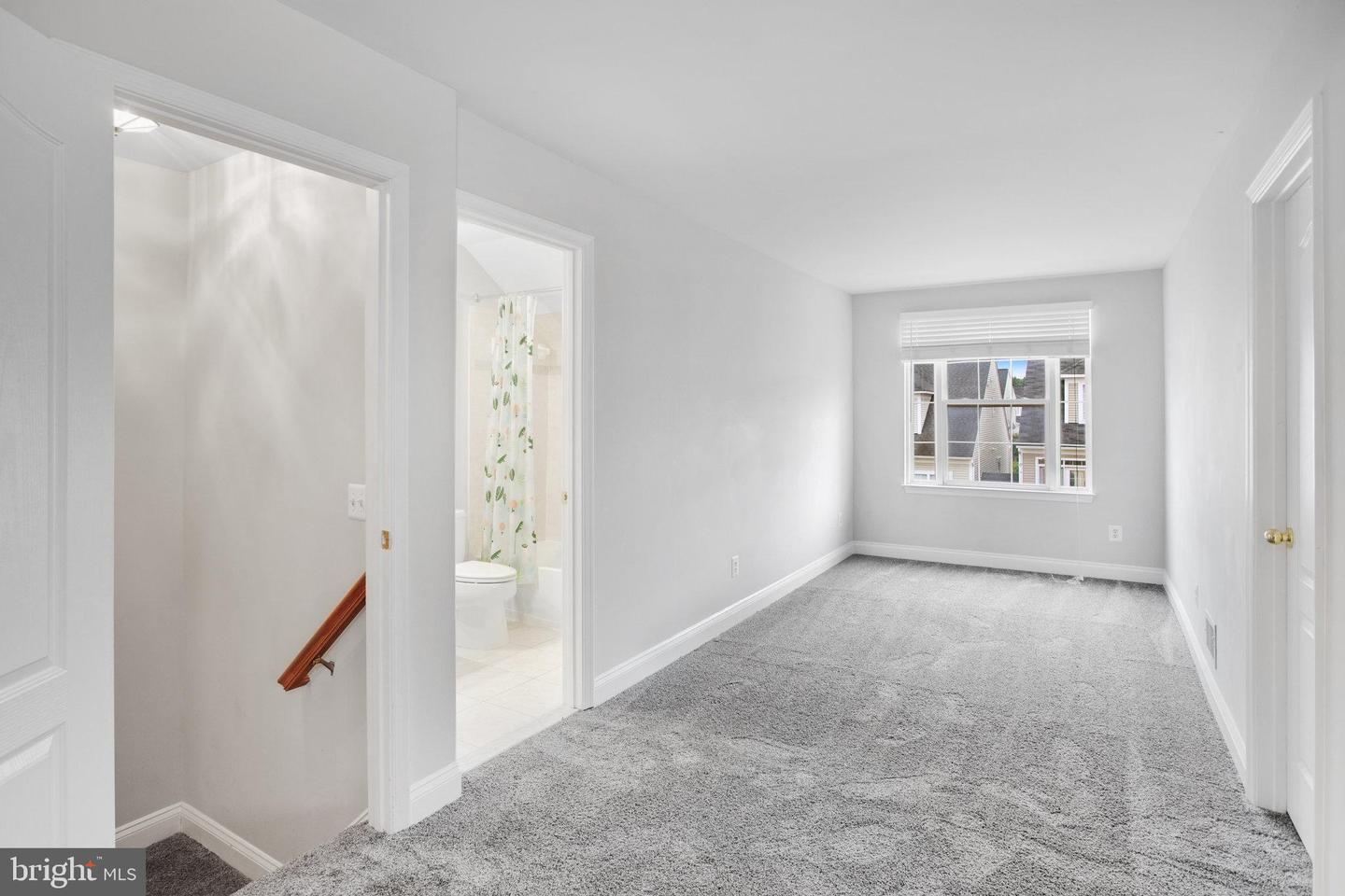 16462 KENNEWEG CT, WOODBRIDGE, Virginia 22191, 3 Bedrooms Bedrooms, ,3 BathroomsBathrooms,Residential,For sale,16462 KENNEWEG CT,VAPW2092684 MLS # VAPW2092684