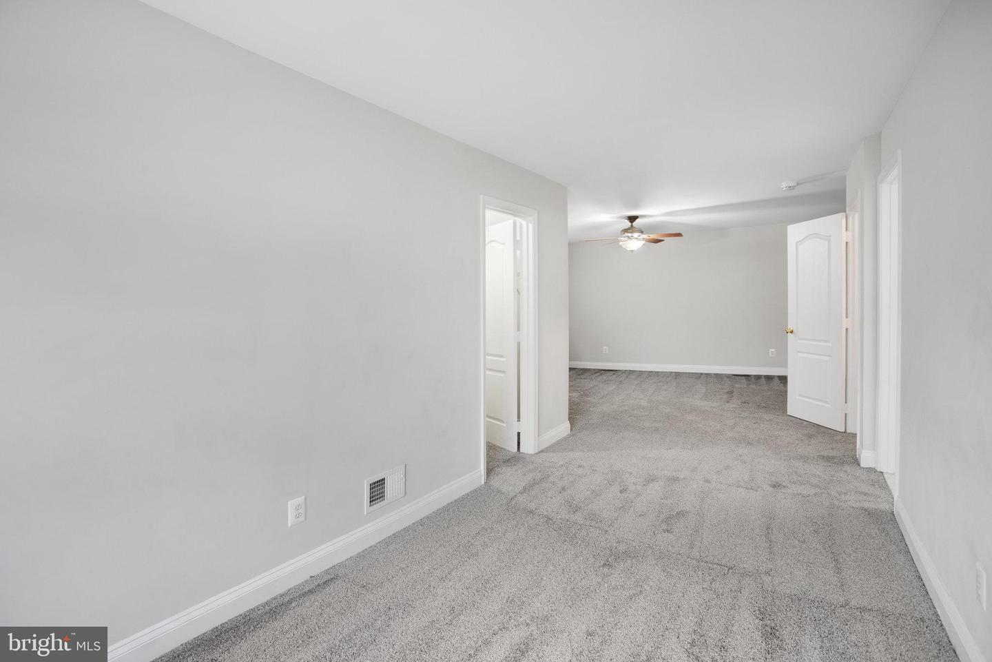 16462 KENNEWEG CT, WOODBRIDGE, Virginia 22191, 3 Bedrooms Bedrooms, ,3 BathroomsBathrooms,Residential,For sale,16462 KENNEWEG CT,VAPW2092684 MLS # VAPW2092684