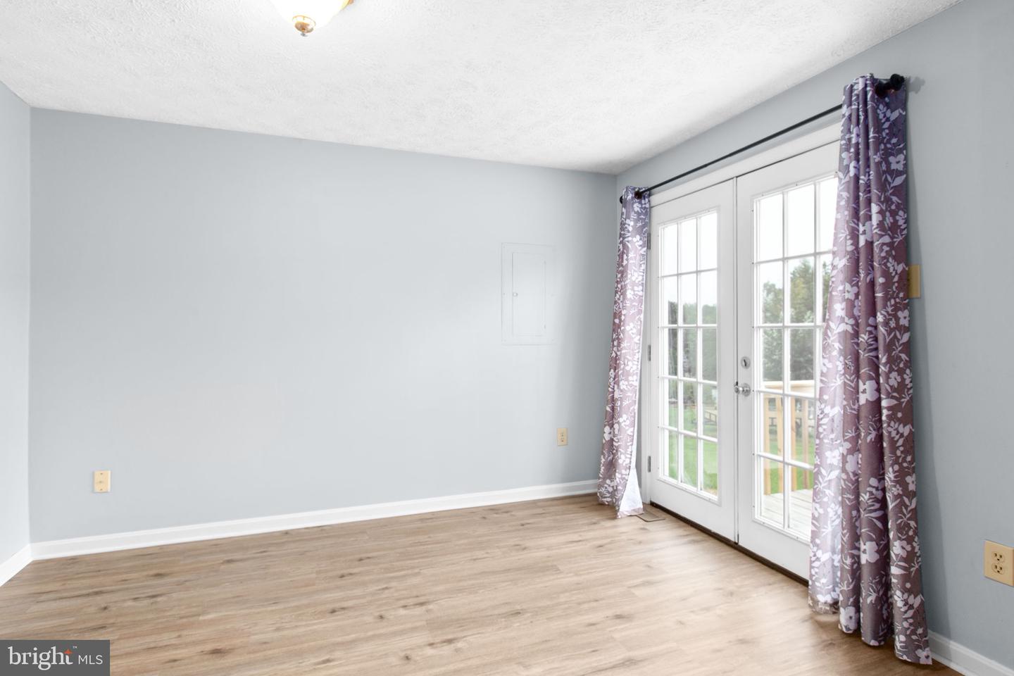 6506 CREEKWOOD DR, FREDERICKSBURG, Virginia 22407, 3 Bedrooms Bedrooms, ,2 BathroomsBathrooms,Residential,For sale,6506 CREEKWOOD DR,VASP2032900 MLS # VASP2032900