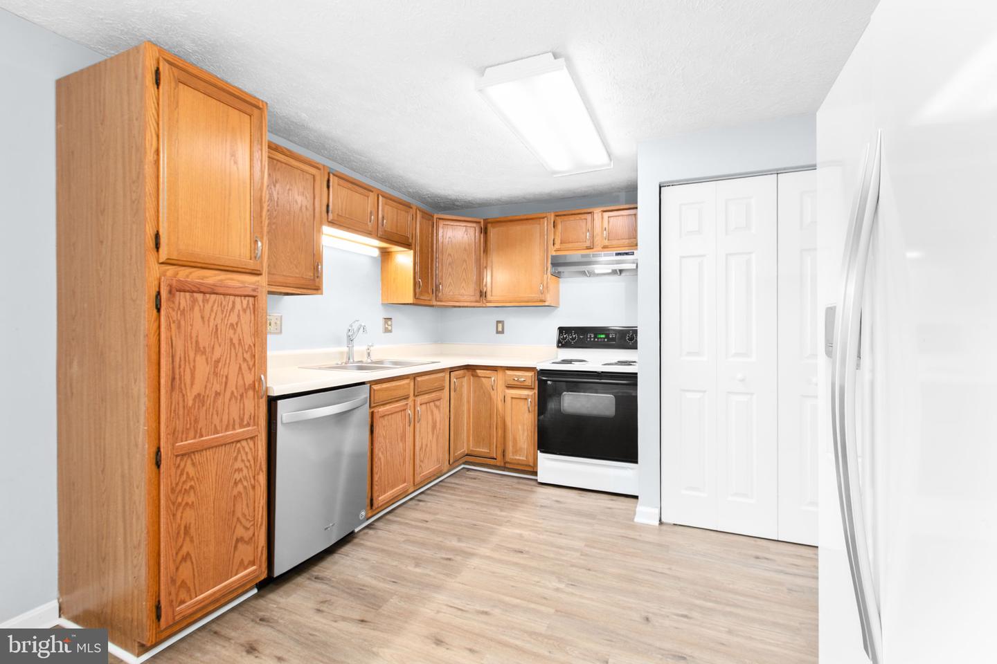 6506 CREEKWOOD DR, FREDERICKSBURG, Virginia 22407, 3 Bedrooms Bedrooms, ,2 BathroomsBathrooms,Residential,For sale,6506 CREEKWOOD DR,VASP2032900 MLS # VASP2032900