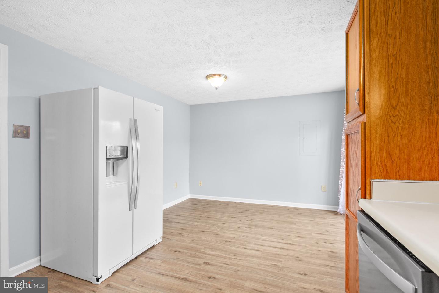 6506 CREEKWOOD DR, FREDERICKSBURG, Virginia 22407, 3 Bedrooms Bedrooms, ,2 BathroomsBathrooms,Residential,For sale,6506 CREEKWOOD DR,VASP2032900 MLS # VASP2032900