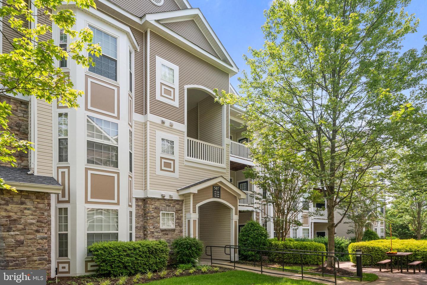 507 SUNSET VIEW TER SE #107, LEESBURG, Virginia 20175, 1 Bedroom Bedrooms, ,1 BathroomBathrooms,Residential,For sale,507 SUNSET VIEW TER SE #107,VALO2099472 MLS # VALO2099472