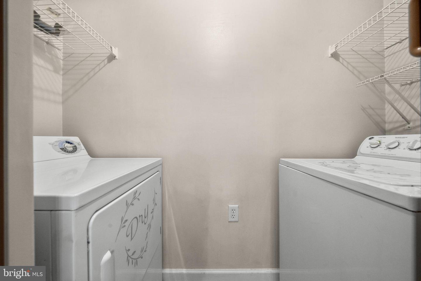507 SUNSET VIEW TER SE #107, LEESBURG, Virginia 20175, 1 Bedroom Bedrooms, ,1 BathroomBathrooms,Residential,For sale,507 SUNSET VIEW TER SE #107,VALO2099472 MLS # VALO2099472