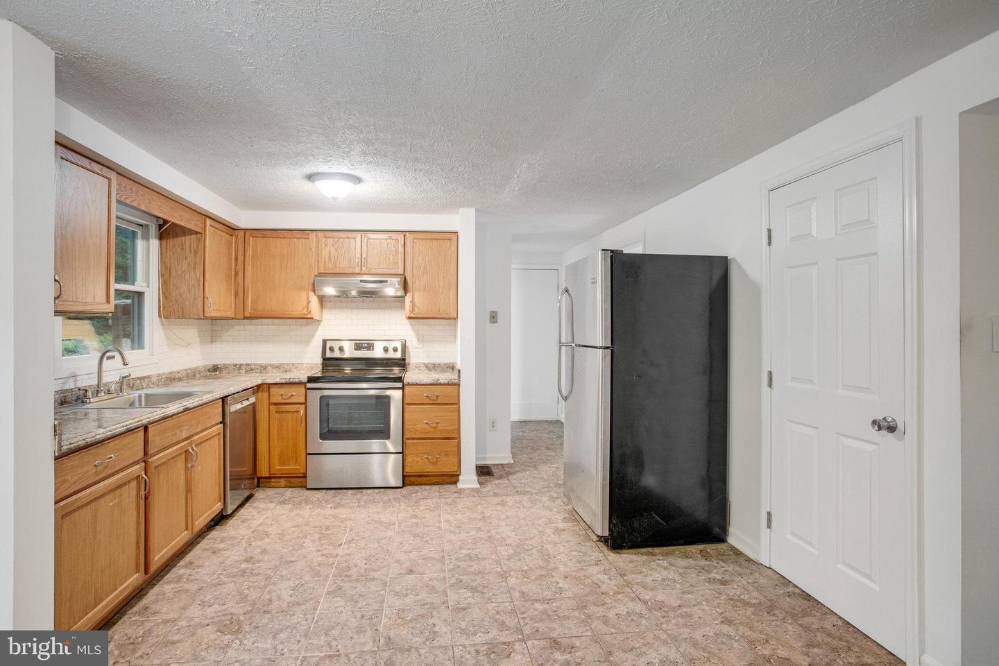 2014 VICTORIA DR, STAFFORD, Virginia 22554, 4 Bedrooms Bedrooms, ,3 BathroomsBathrooms,Residential,For sale,2014 VICTORIA DR,VAST2039950 MLS # VAST2039950