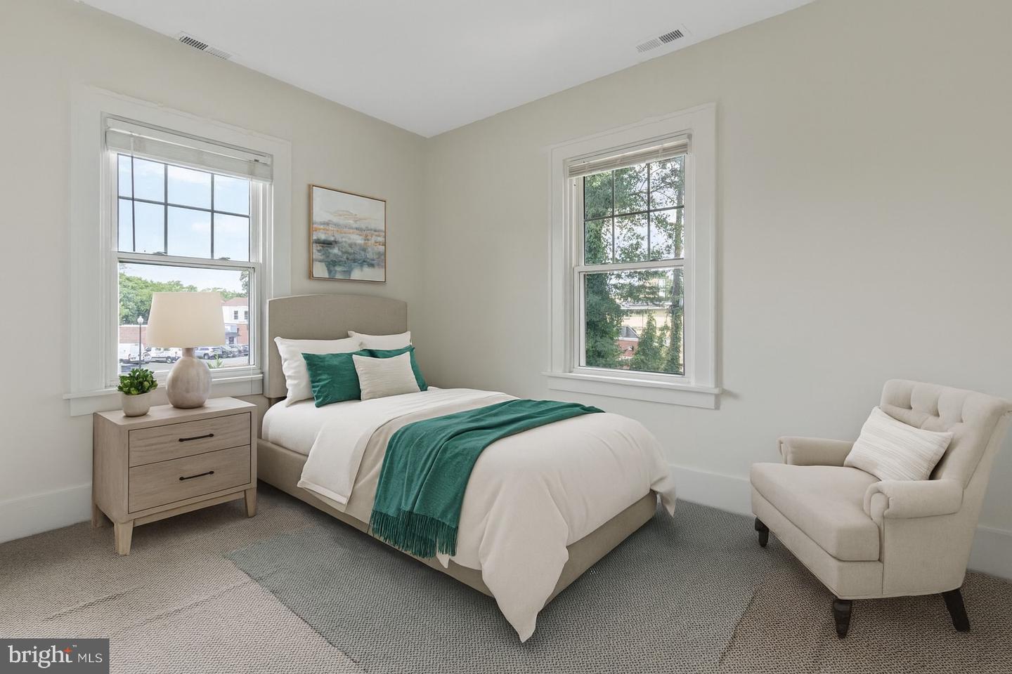 2629 WASHINGTON BLVD, ARLINGTON, Virginia 22201, 5 Bedrooms Bedrooms, ,3 BathroomsBathrooms,Residential,For sale,2629 WASHINGTON BLVD,VAAR2059484 MLS # VAAR2059484