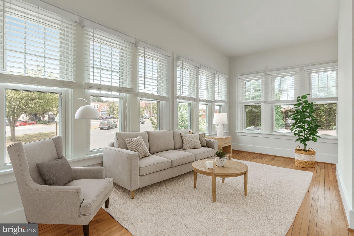 2629 WASHINGTON BLVD, ARLINGTON, Virginia 22201, 5 Bedrooms Bedrooms, ,3 BathroomsBathrooms,Residential,For sale,2629 WASHINGTON BLVD,VAAR2059484 MLS # VAAR2059484
