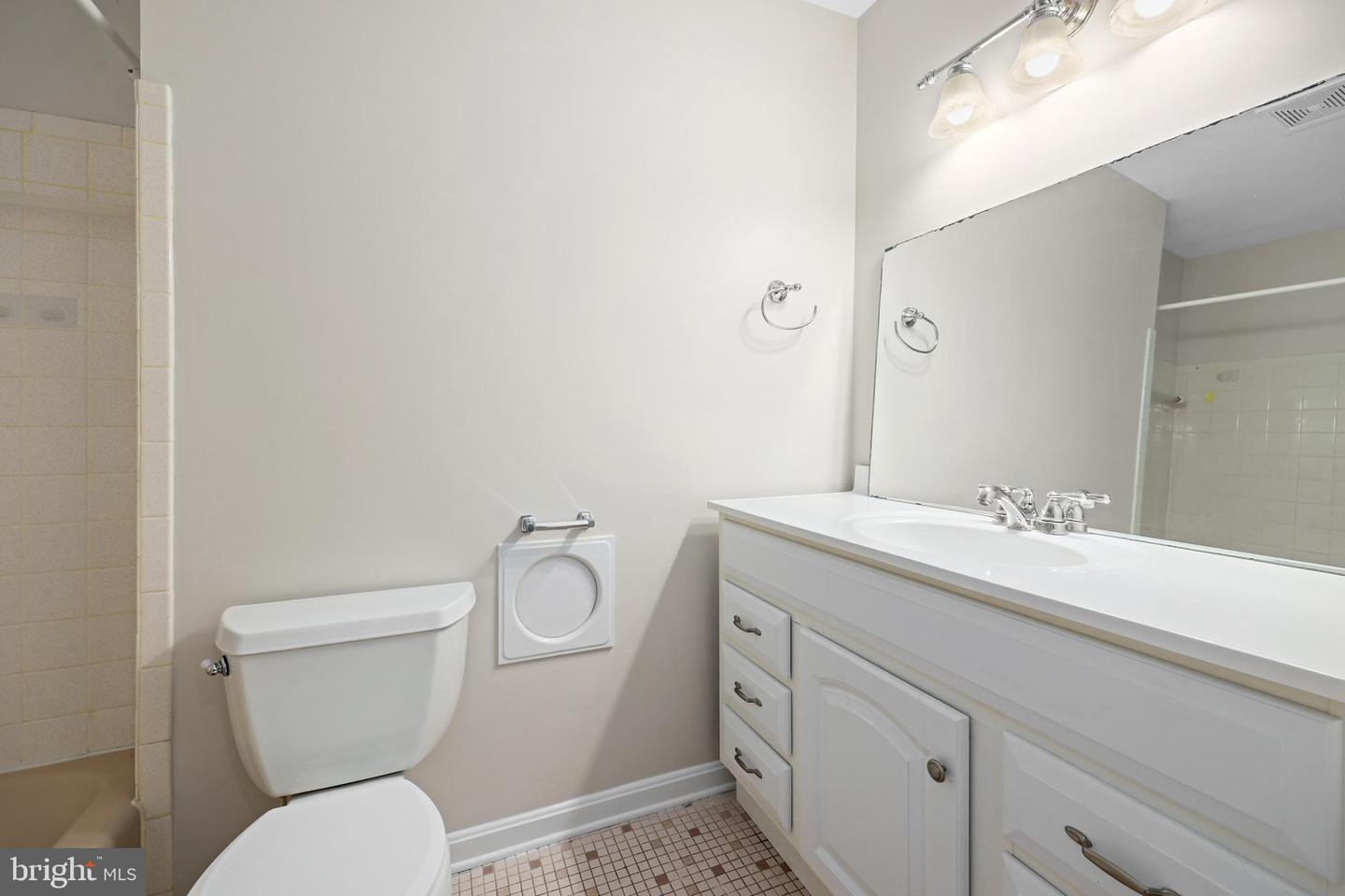 6813 LAMP POST LN, ALEXANDRIA, Virginia 22306, 4 Bedrooms Bedrooms, ,3 BathroomsBathrooms,Residential,For sale,6813 LAMP POST LN,VAFX2248932 MLS # VAFX2248932