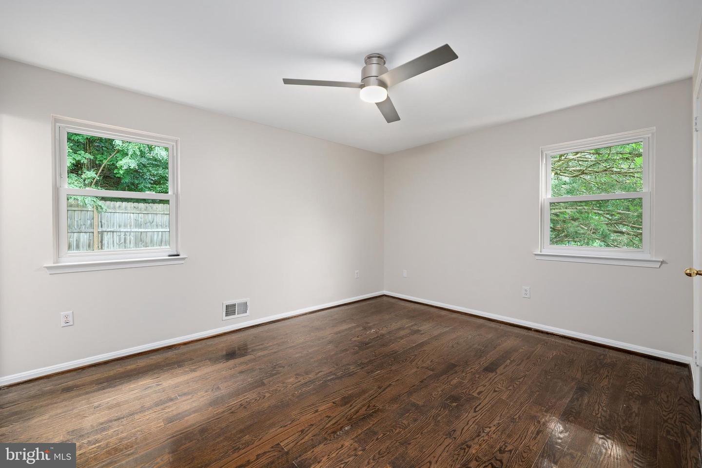 6813 LAMP POST LN, ALEXANDRIA, Virginia 22306, 4 Bedrooms Bedrooms, ,3 BathroomsBathrooms,Residential,For sale,6813 LAMP POST LN,VAFX2248932 MLS # VAFX2248932