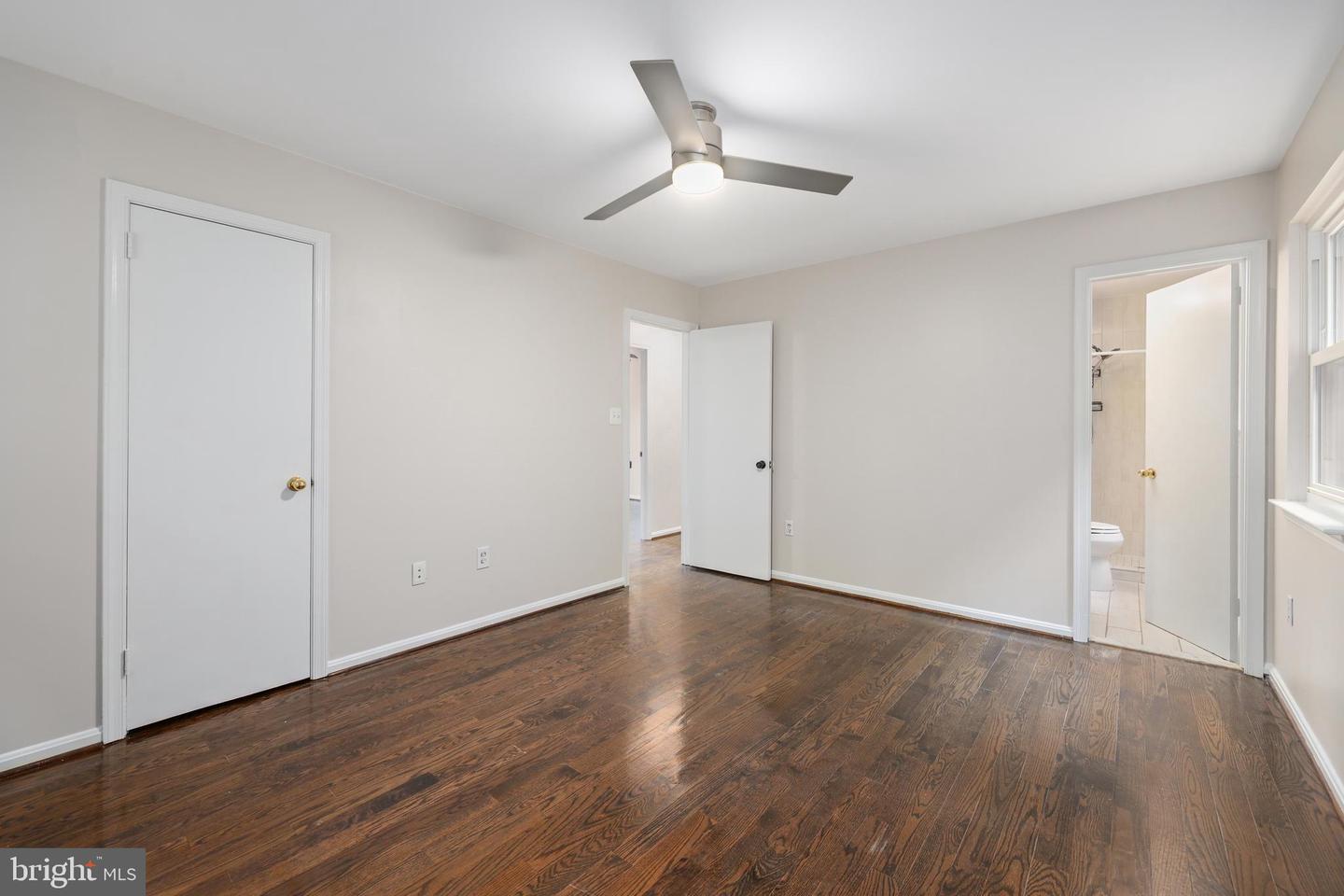 6813 LAMP POST LN, ALEXANDRIA, Virginia 22306, 4 Bedrooms Bedrooms, ,3 BathroomsBathrooms,Residential,For sale,6813 LAMP POST LN,VAFX2248932 MLS # VAFX2248932