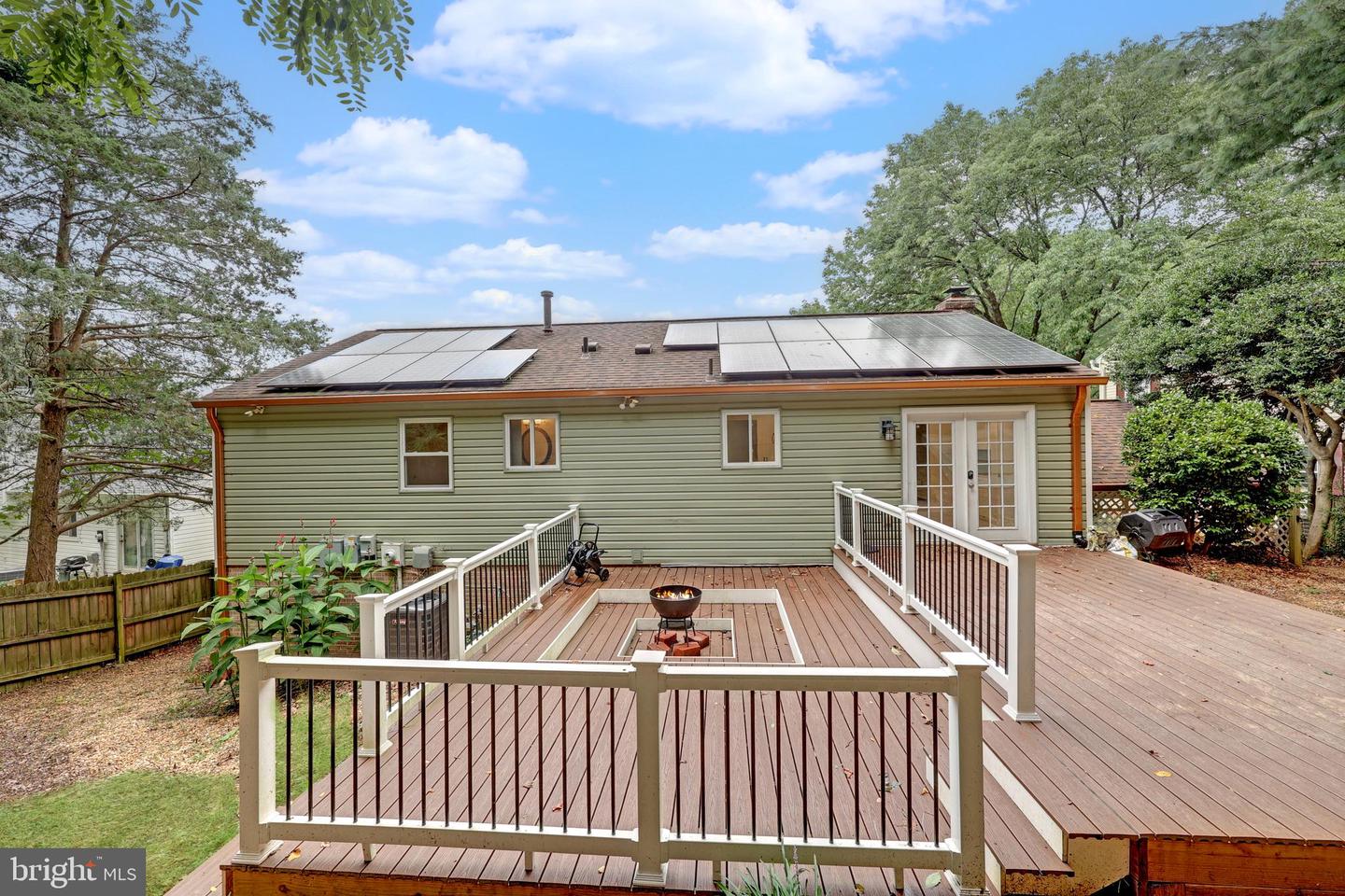6813 LAMP POST LN, ALEXANDRIA, Virginia 22306, 4 Bedrooms Bedrooms, ,3 BathroomsBathrooms,Residential,For sale,6813 LAMP POST LN,VAFX2248932 MLS # VAFX2248932