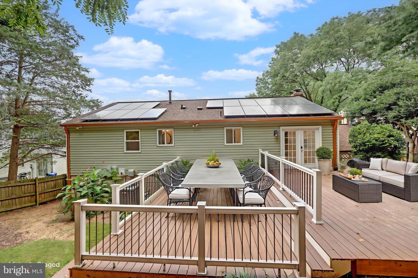 6813 LAMP POST LN, ALEXANDRIA, Virginia 22306, 4 Bedrooms Bedrooms, ,3 BathroomsBathrooms,Residential,For sale,6813 LAMP POST LN,VAFX2248932 MLS # VAFX2248932