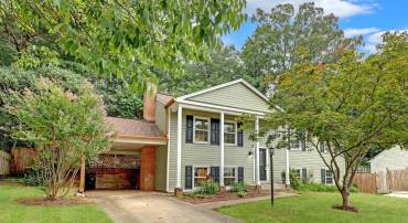 6813 LAMP POST LN, ALEXANDRIA, Virginia 22306, 4 Bedrooms Bedrooms, ,3 BathroomsBathrooms,Residential,For sale,6813 LAMP POST LN,VAFX2248932 MLS # VAFX2248932