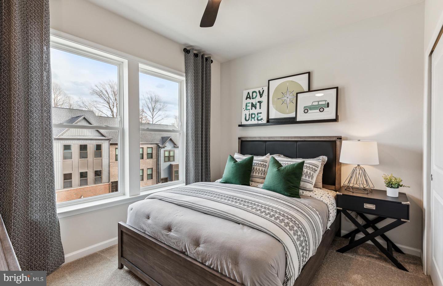 43000 FRIDAYS RUN LN, LEESBURG, Virginia 20176, 4 Bedrooms Bedrooms, ,4 BathroomsBathrooms,Residential,For sale,43000 FRIDAYS RUN LN,VALO2099972 MLS # VALO2099972