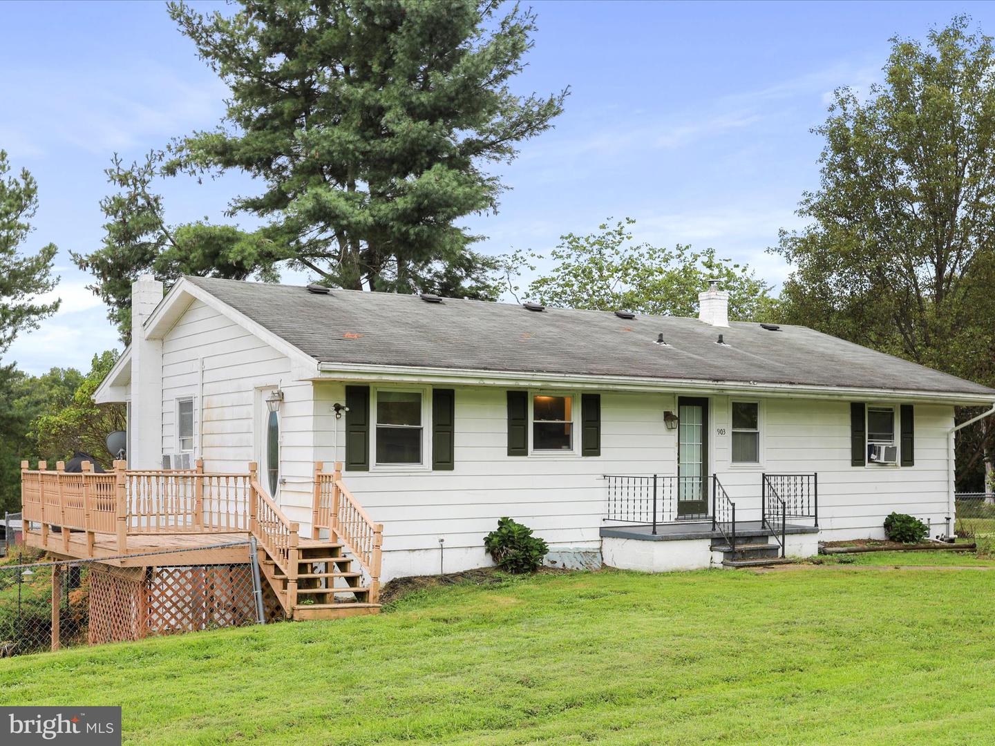 903 COVERSTONE RD, FORT VALLEY, Virginia 22652, 3 Bedrooms Bedrooms, ,2 BathroomsBathrooms,Residential,For sale,903 COVERSTONE RD,VASH2011758 MLS # VASH2011758
