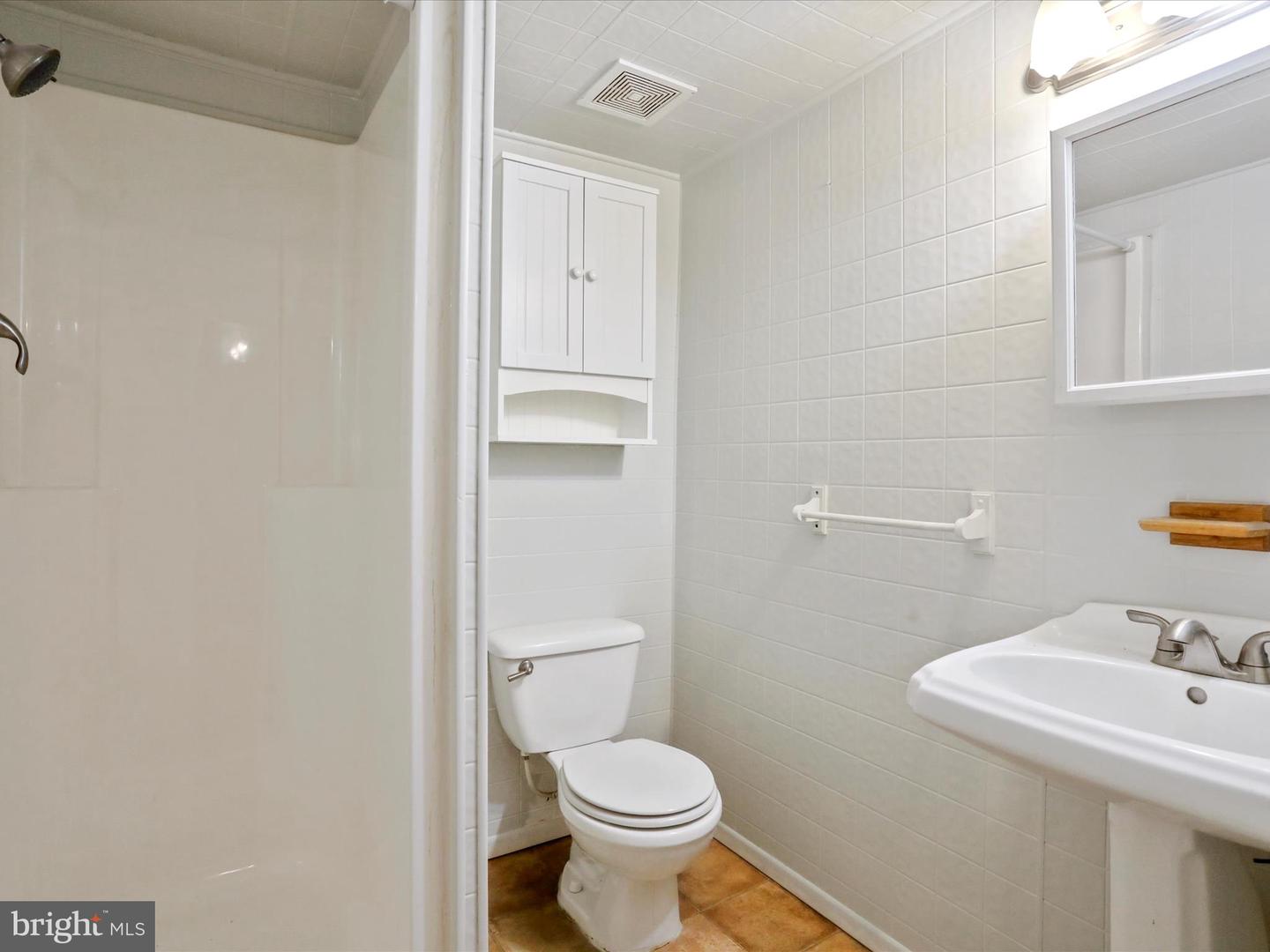 903 COVERSTONE RD, FORT VALLEY, Virginia 22652, 3 Bedrooms Bedrooms, ,2 BathroomsBathrooms,Residential,For sale,903 COVERSTONE RD,VASH2011758 MLS # VASH2011758