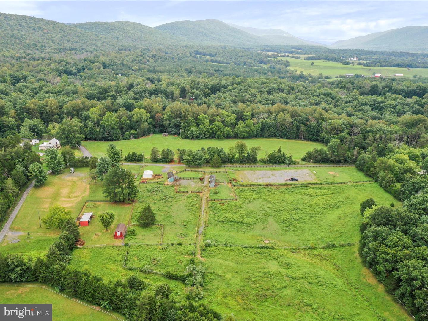 903 COVERSTONE RD, FORT VALLEY, Virginia 22652, 3 Bedrooms Bedrooms, ,2 BathroomsBathrooms,Residential,For sale,903 COVERSTONE RD,VASH2011758 MLS # VASH2011758