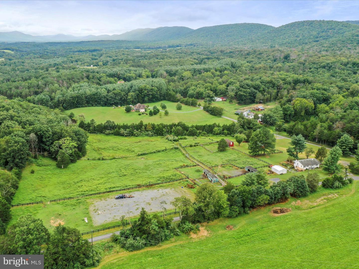 903 COVERSTONE RD, FORT VALLEY, Virginia 22652, 3 Bedrooms Bedrooms, ,2 BathroomsBathrooms,Residential,For sale,903 COVERSTONE RD,VASH2011758 MLS # VASH2011758