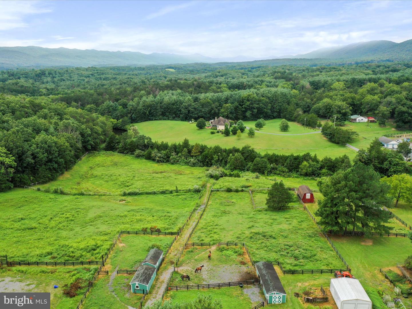 903 COVERSTONE RD, FORT VALLEY, Virginia 22652, 3 Bedrooms Bedrooms, ,2 BathroomsBathrooms,Residential,For sale,903 COVERSTONE RD,VASH2011758 MLS # VASH2011758