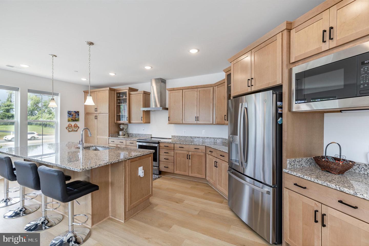 3720 HAVERTILL LN #303, WOODBRIDGE, Virginia 22193, 2 Bedrooms Bedrooms, ,2 BathroomsBathrooms,Residential,For sale,3720 HAVERTILL LN #303,VAPW2097548 MLS # VAPW2097548