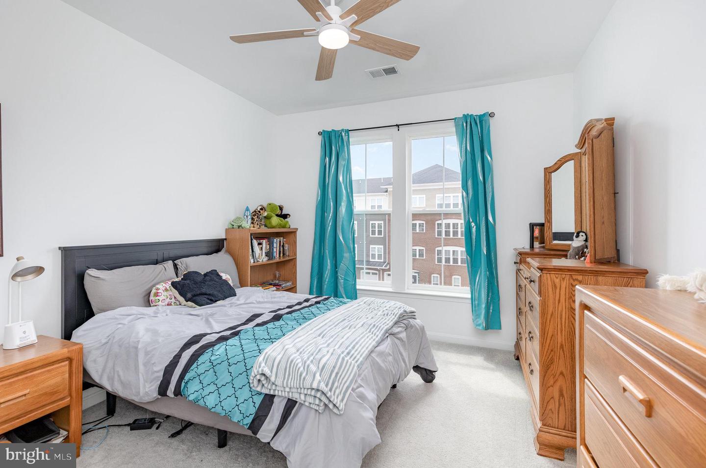 3720 HAVERTILL LN #303, WOODBRIDGE, Virginia 22193, 2 Bedrooms Bedrooms, ,2 BathroomsBathrooms,Residential,For sale,3720 HAVERTILL LN #303,VAPW2097548 MLS # VAPW2097548