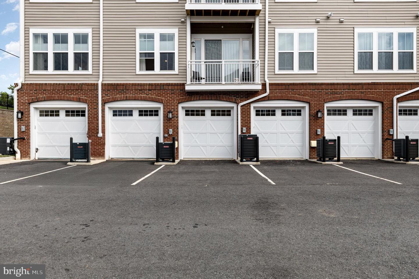 3720 HAVERTILL LN #303, WOODBRIDGE, Virginia 22193, 2 Bedrooms Bedrooms, ,2 BathroomsBathrooms,Residential,For sale,3720 HAVERTILL LN #303,VAPW2097548 MLS # VAPW2097548