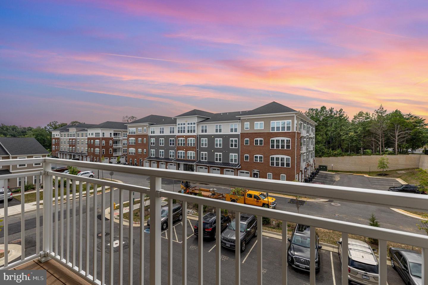 3720 HAVERTILL LN #303, WOODBRIDGE, Virginia 22193, 2 Bedrooms Bedrooms, ,2 BathroomsBathrooms,Residential,For sale,3720 HAVERTILL LN #303,VAPW2097548 MLS # VAPW2097548